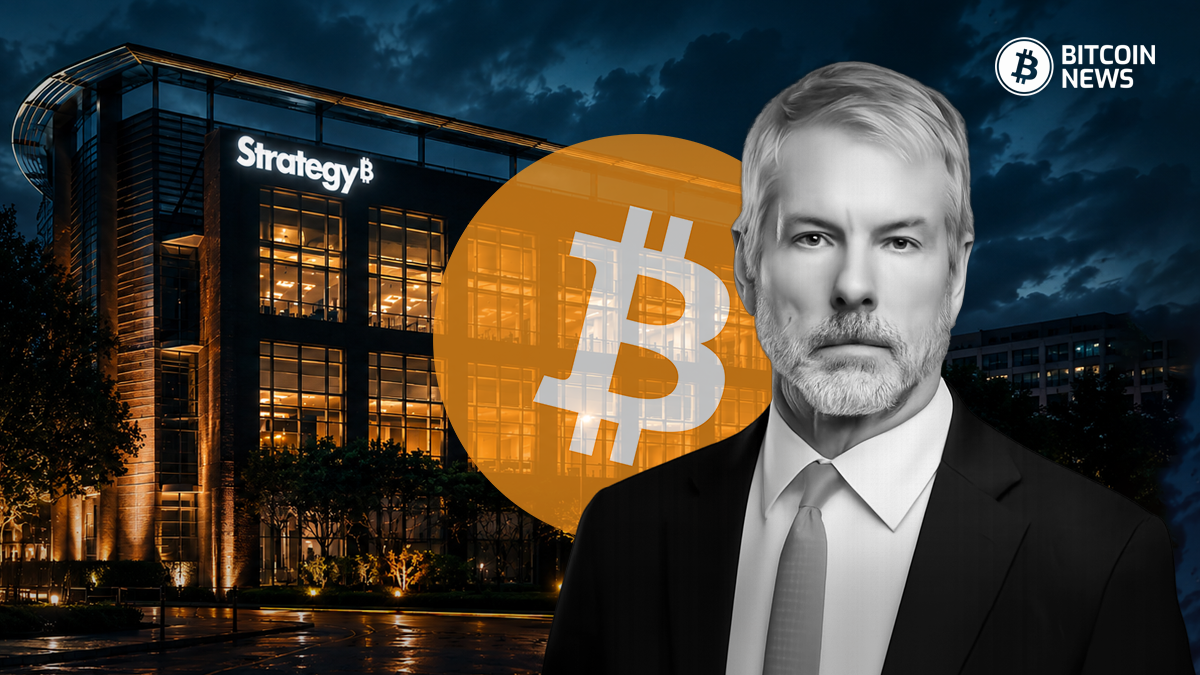 Strategy Pauses Bitcoin Buying to Focus on Debt Management