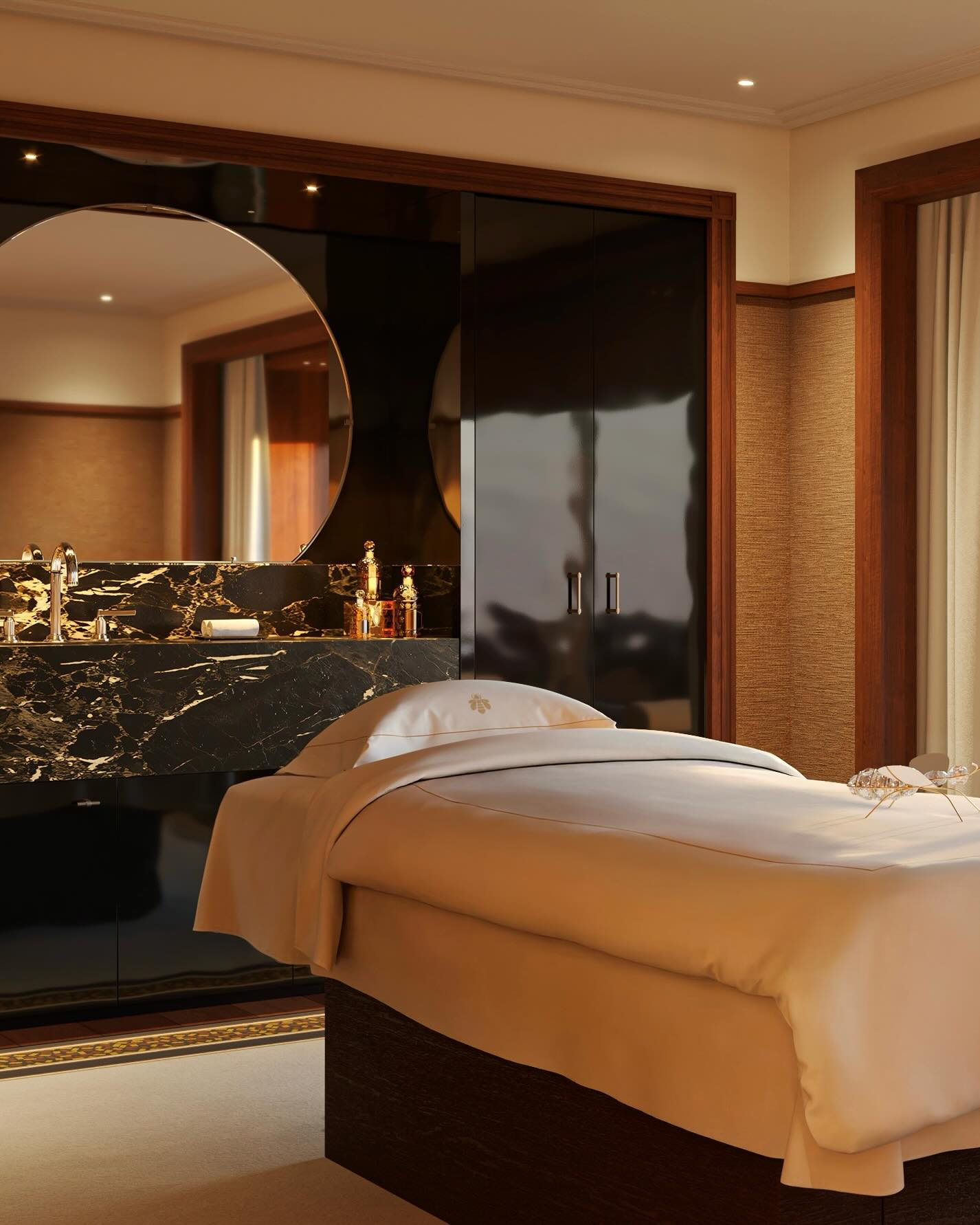 Hotels Above Par image