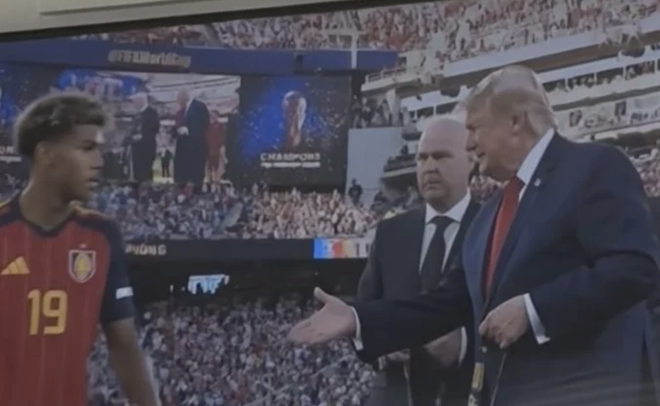 Lamine Yamal mid-V-sign next to a Trump whose jacket redraws itself every other frame