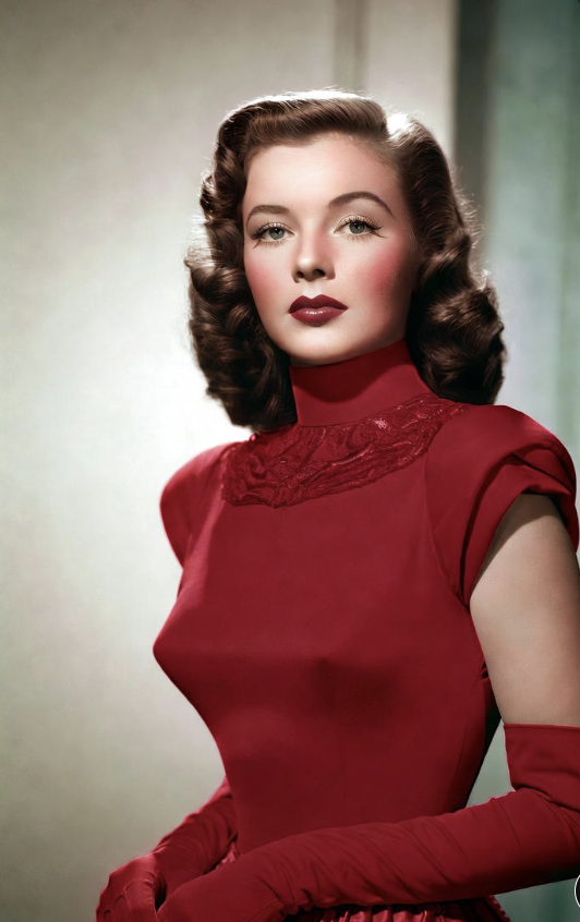 Vera-Ellen in White Christmas movie costume