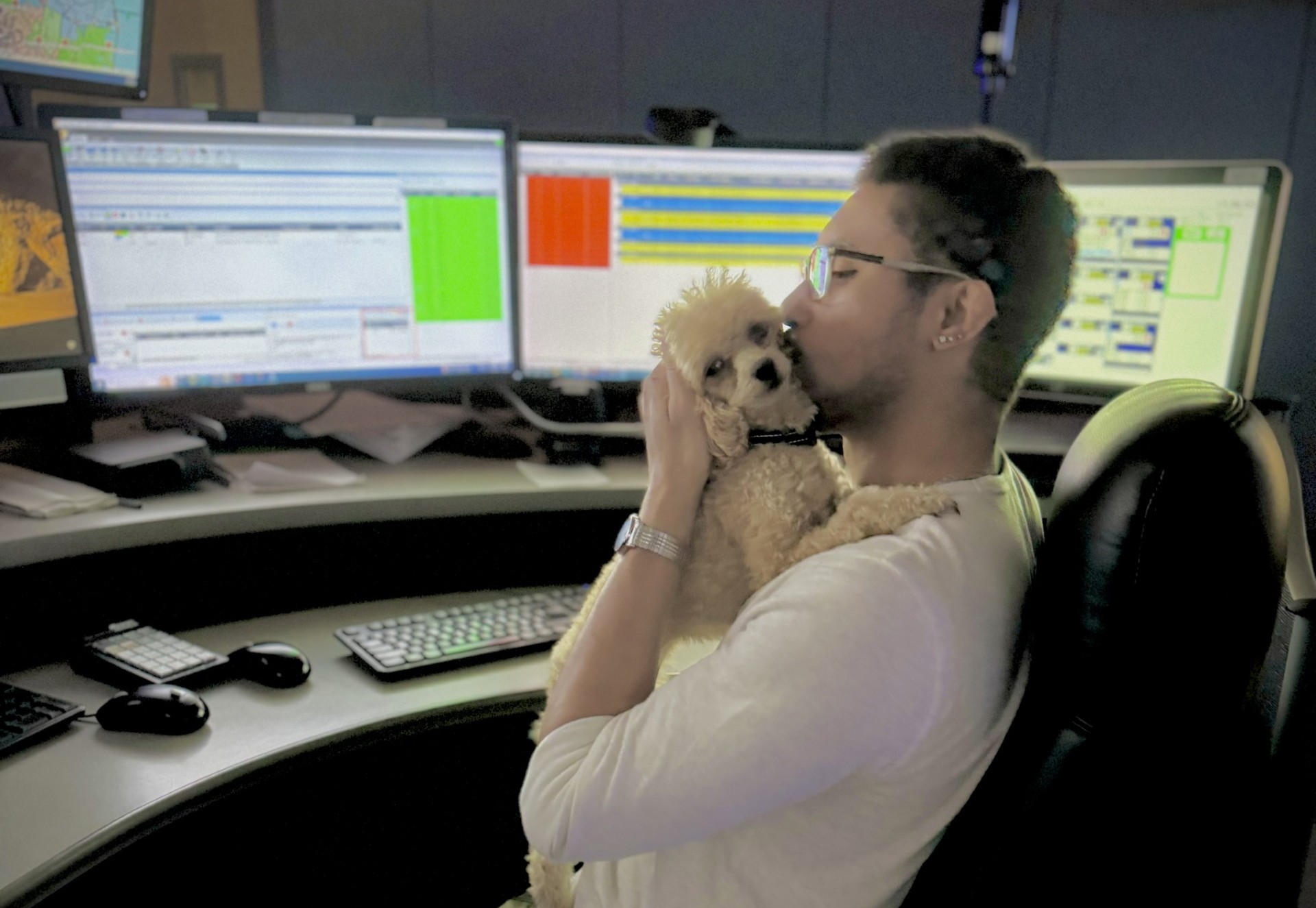 Lucy sitting with a 911 dispatcher during a visit