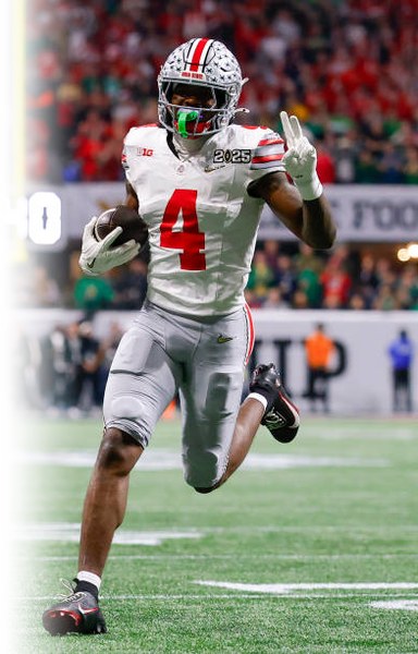 Ohio State running back breaking away
