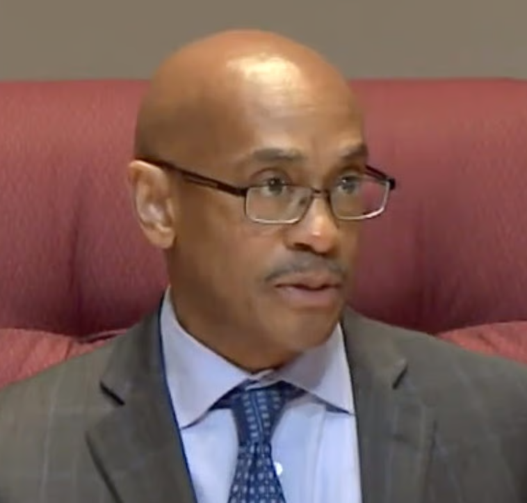 Council member hints at city manager search