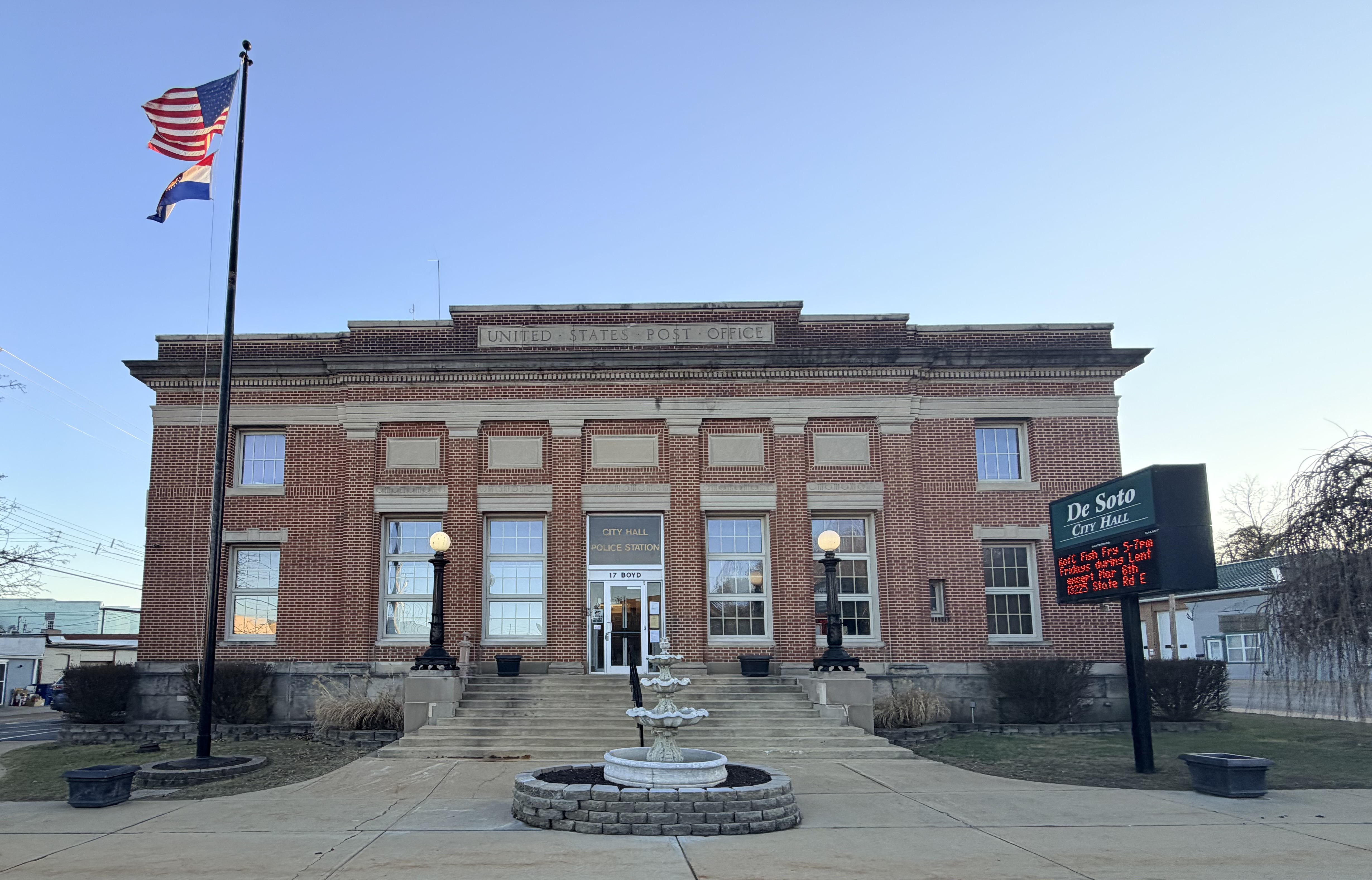 De Soto City Hall
