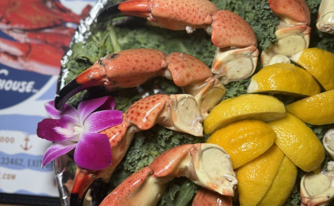 Stone crab claws at Riggins Crabhouse, Lantana