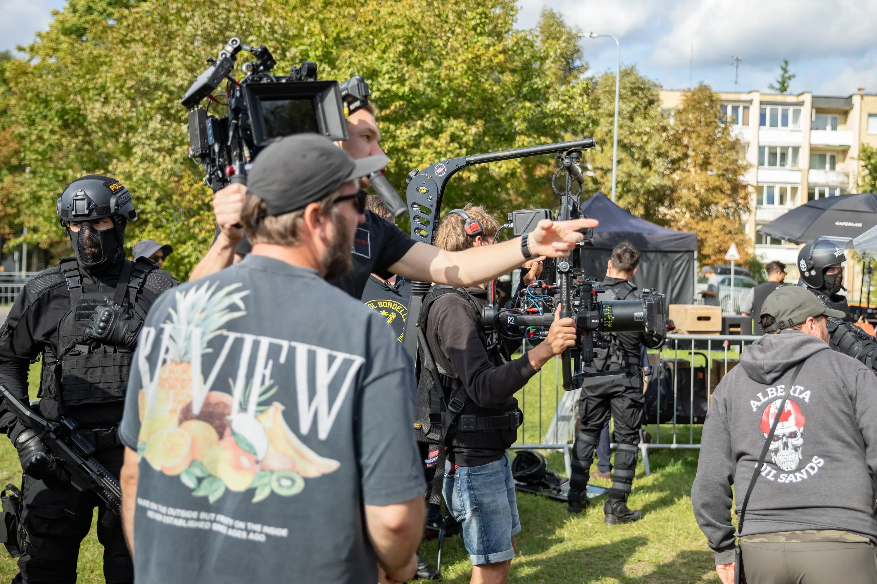 Vilniuje filmuojamas britų serialas - Žirmūnų tiltas taps detektyvo filmavimo aikštele