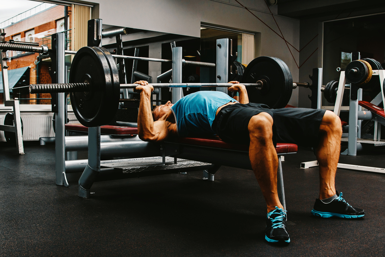 💪 15 Best Barbell Exercises for Size and Strength 