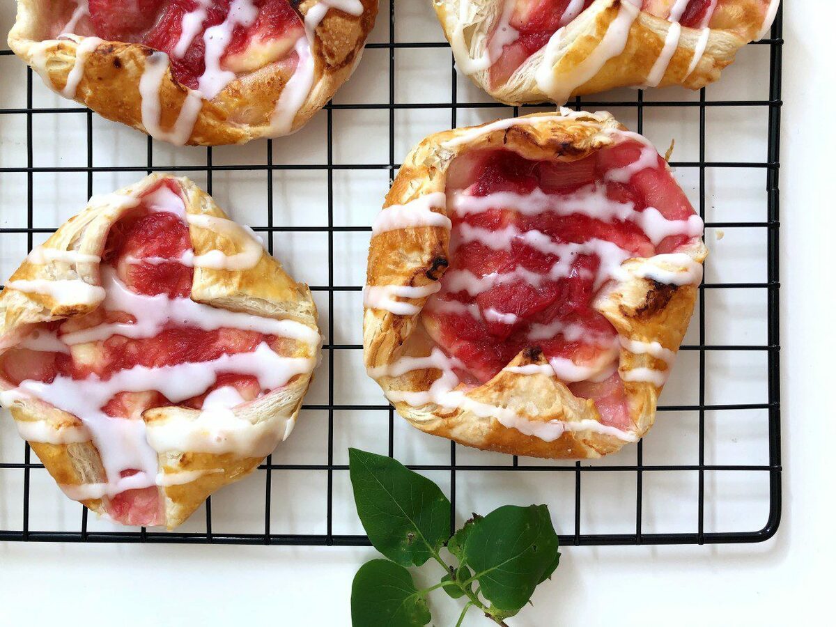 Recipe – Rhubarb & Cream Cheese Danish
