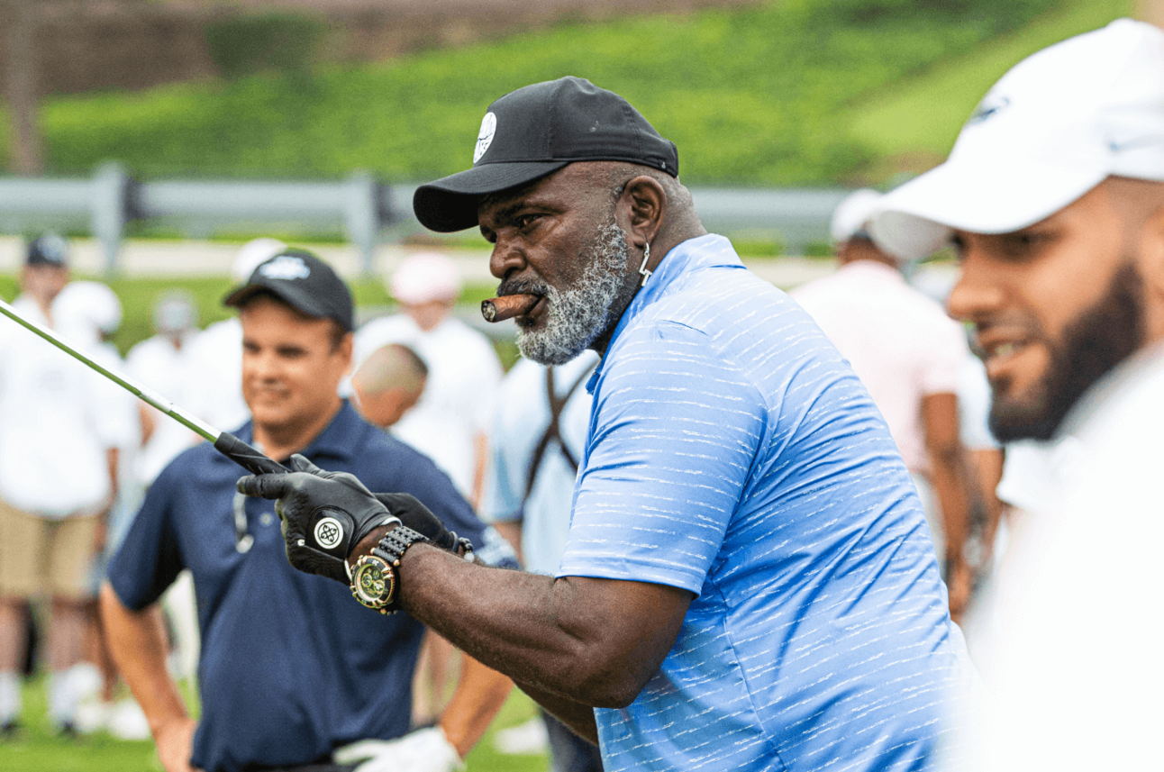 NFL Hall of Famer Lawrence Taylor Switches Sides, Endorses Trump