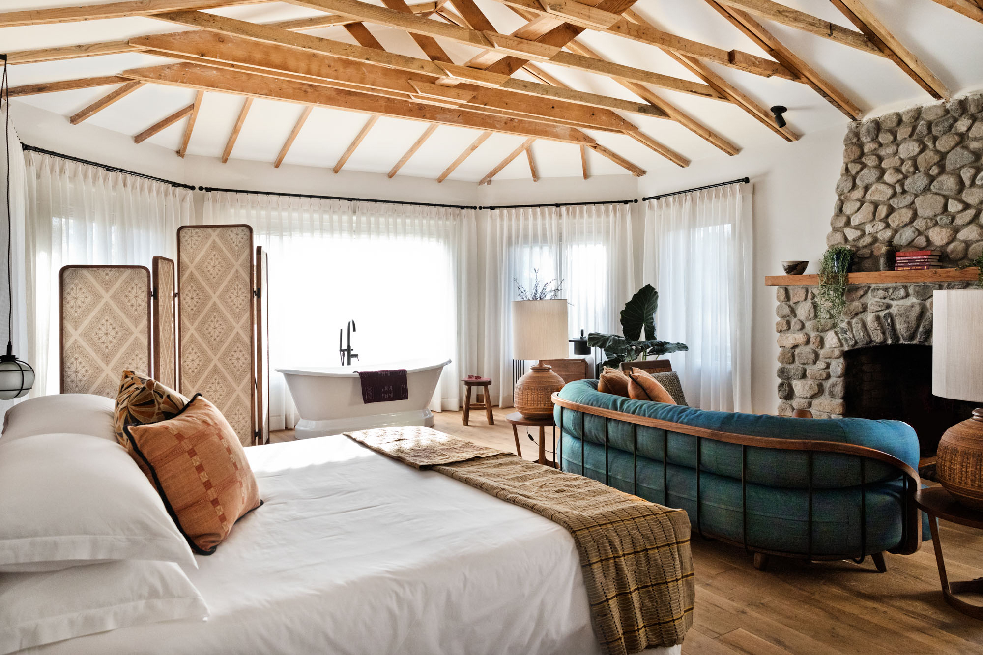A desert-modern suite at Two Bunch Palms