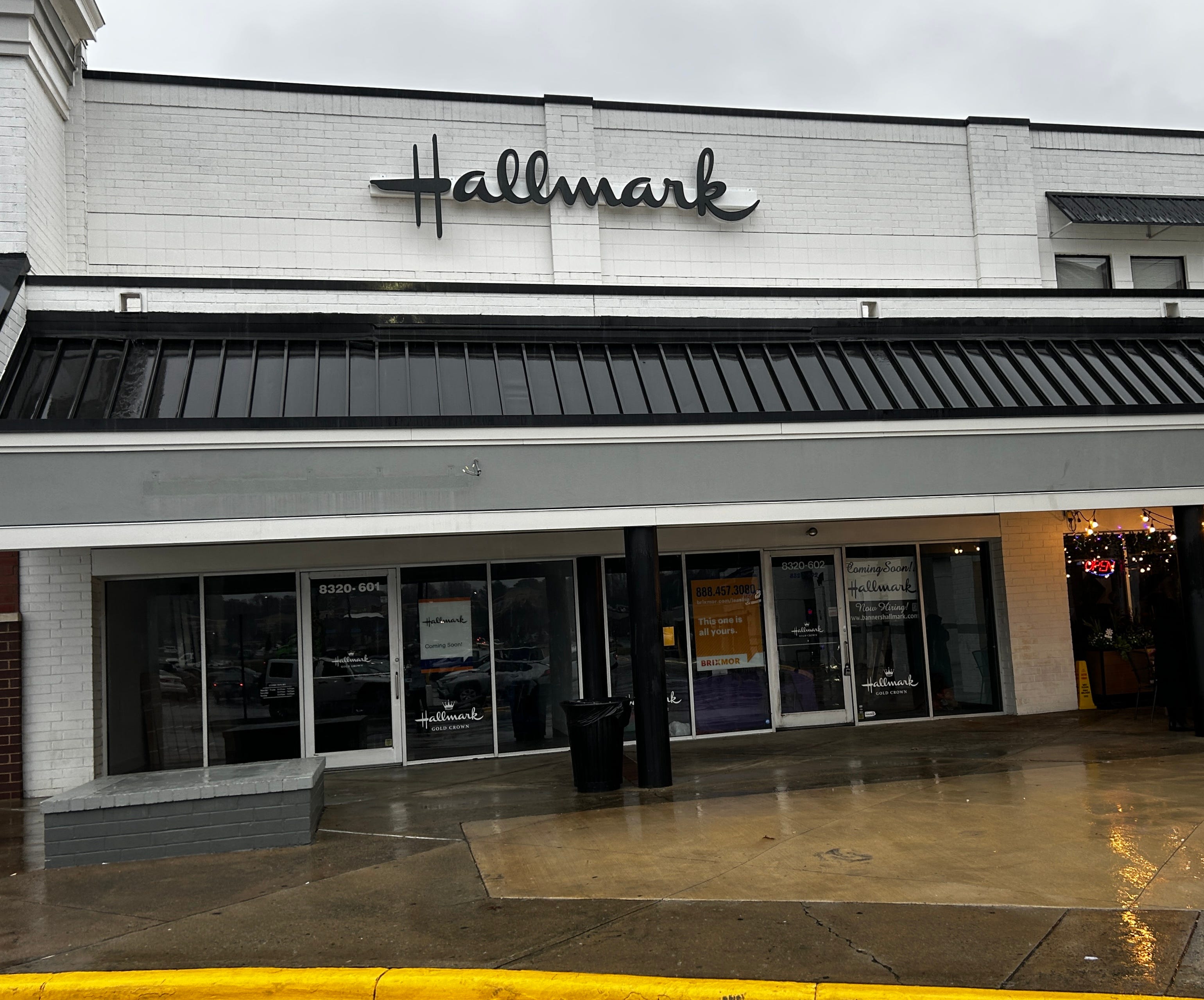 After cutbacks, Hallmark is opening a new Charlotte store