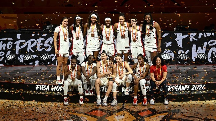 USA Basketball lifts 5th straight FIBA World Cup trophy post thumbnail