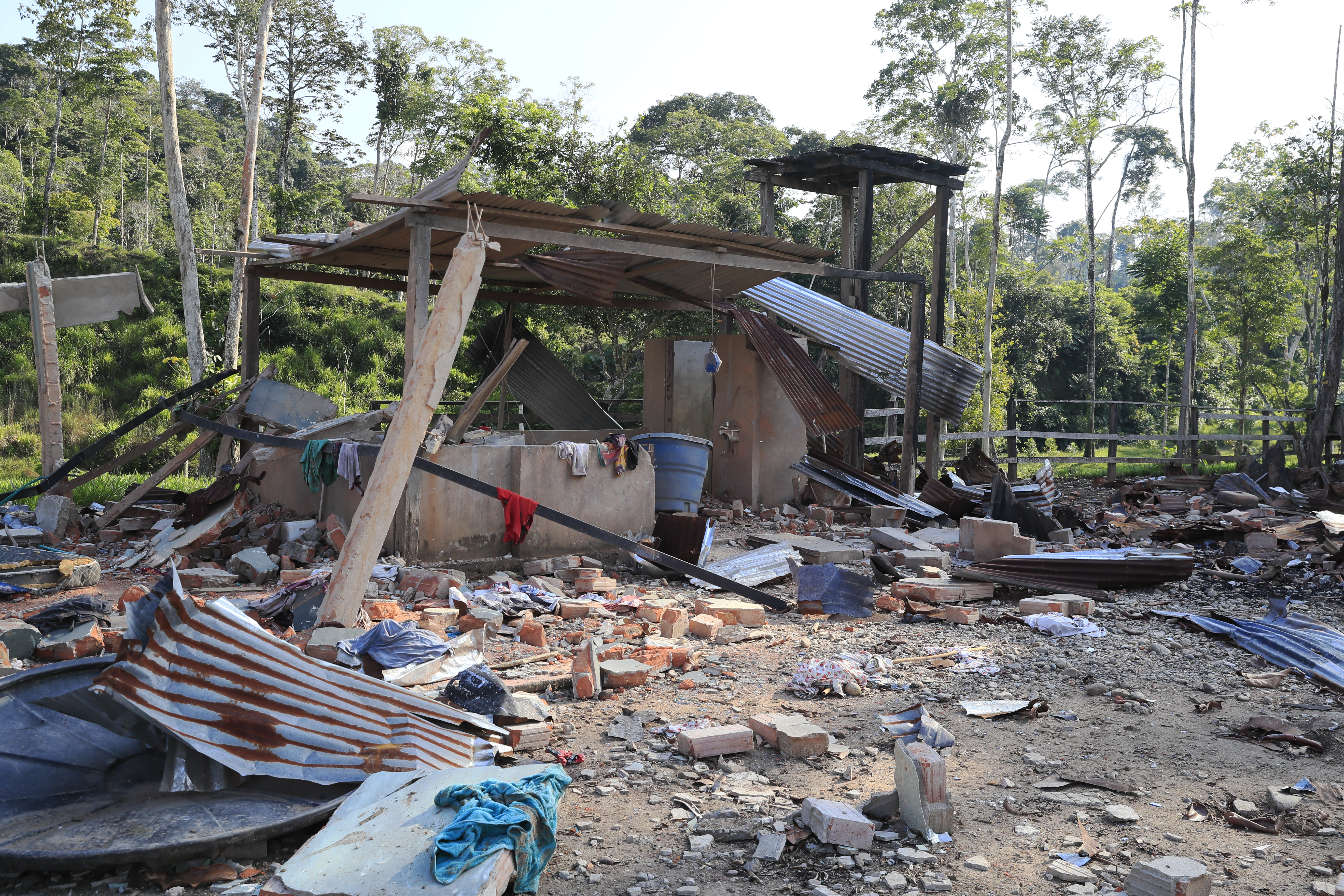 Unexploded bomb escalates Colombia-Ecuador conflict