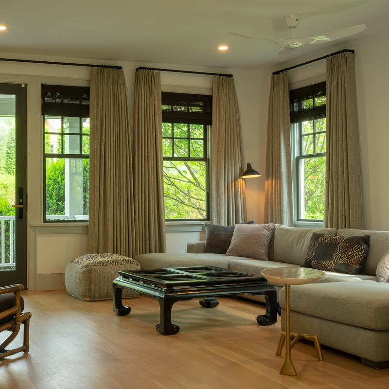 Guest cottage sitting room at Valley Rock Inn