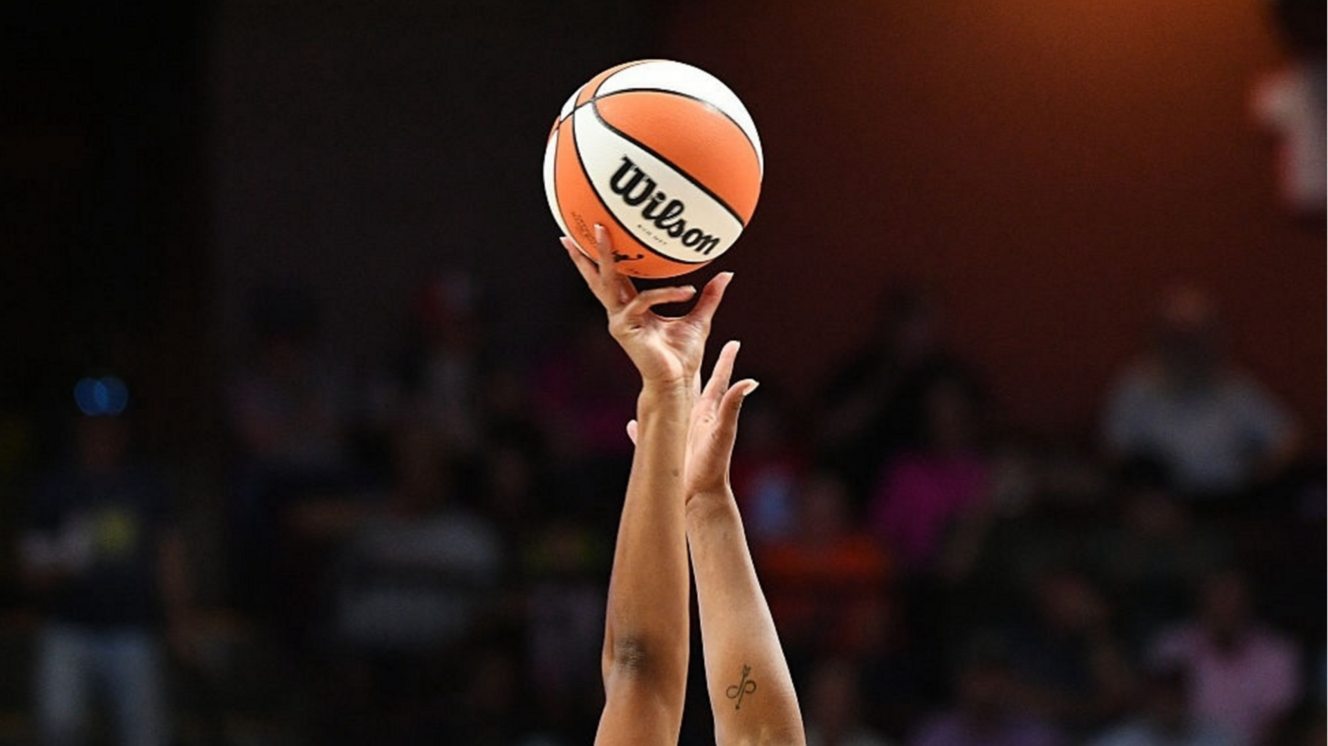 WNBA issues trade moratorium amid stalled CBA talks post thumbnail