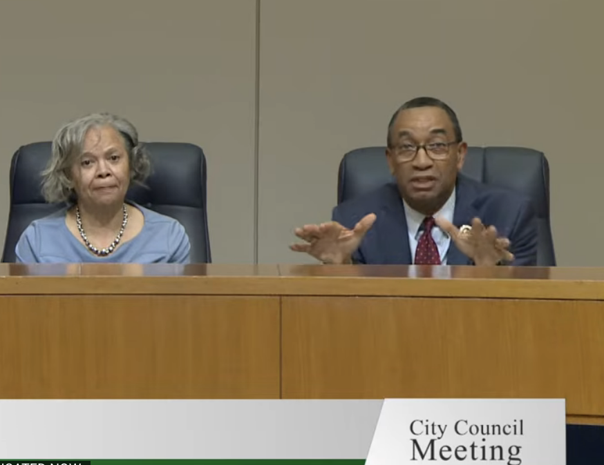 Mitchell emerges as top contender for mayor