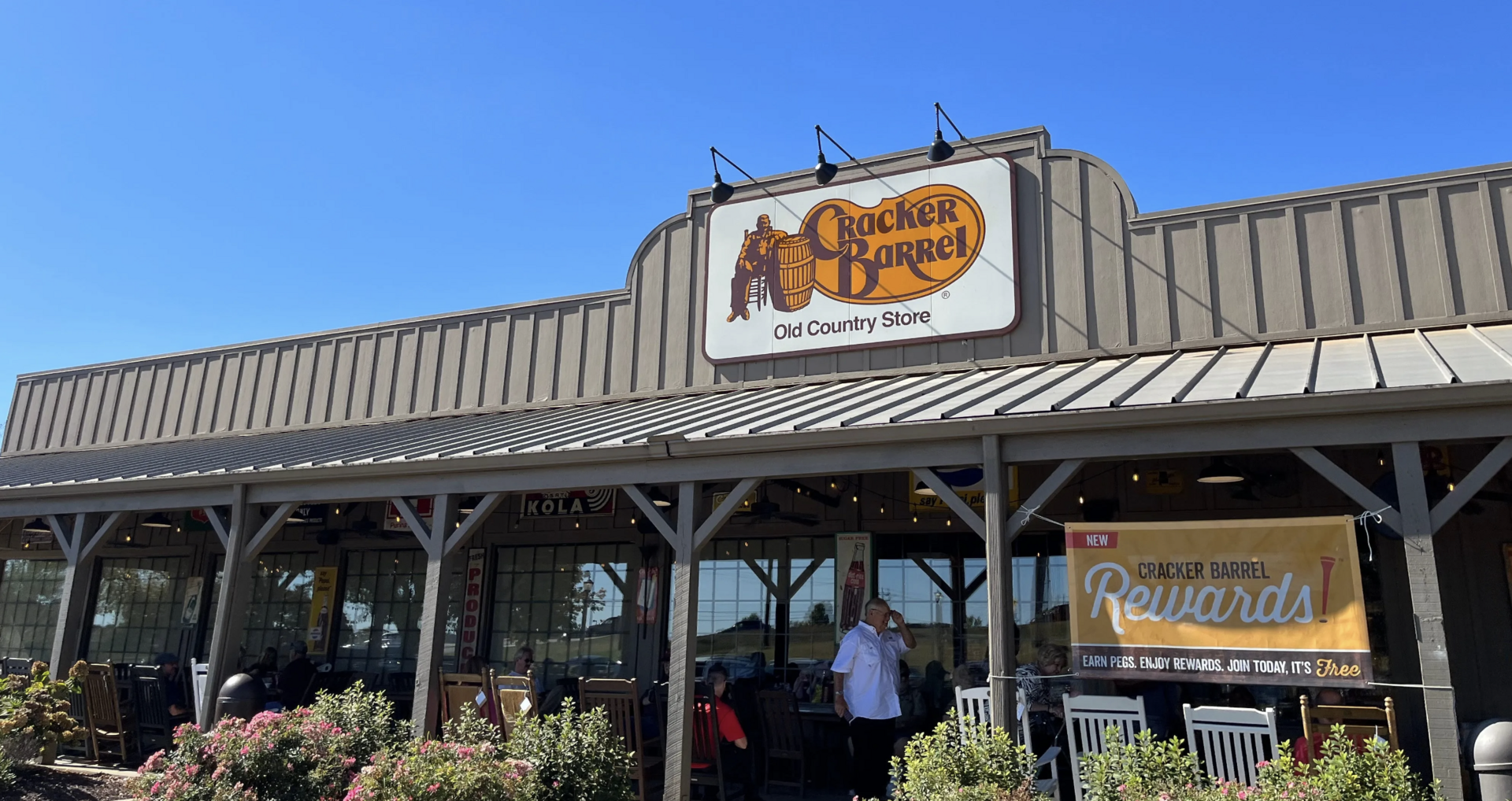 Breaking: Cracker Barrel's ERGs on the Defense