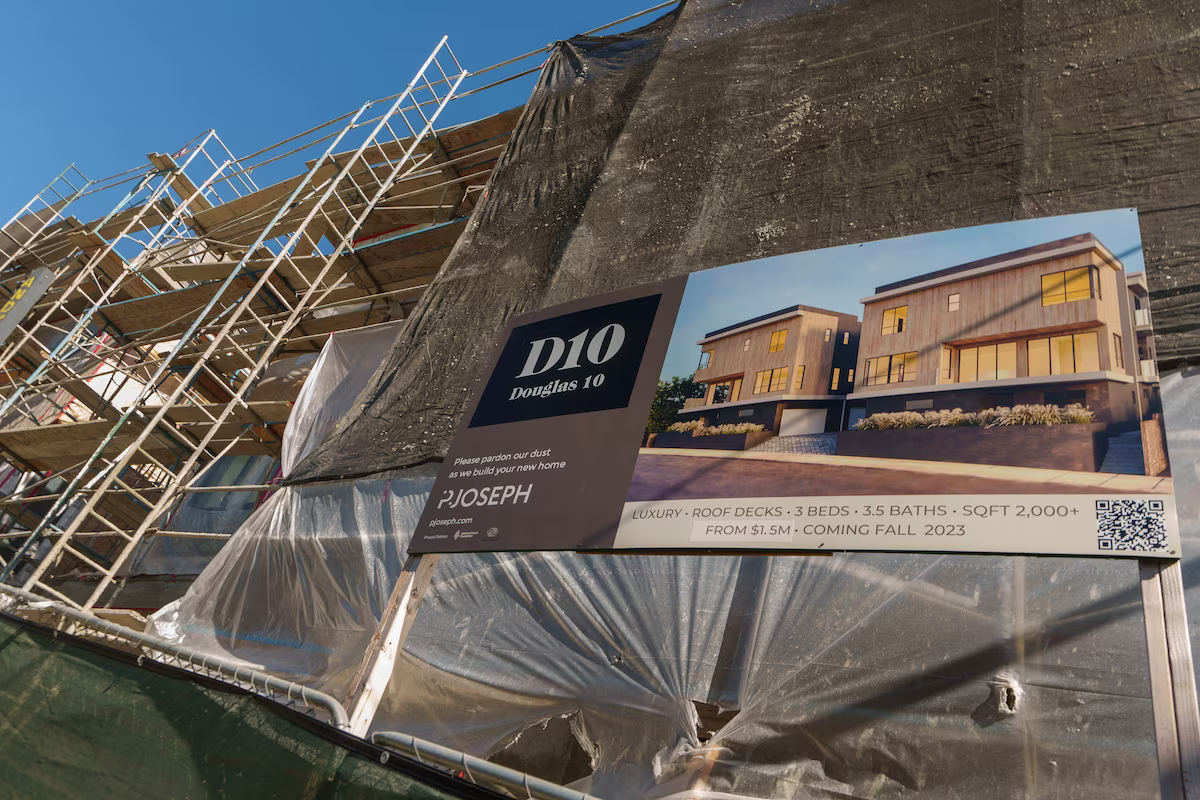 Mortgage application volume rises to the highest level in 6 weeks