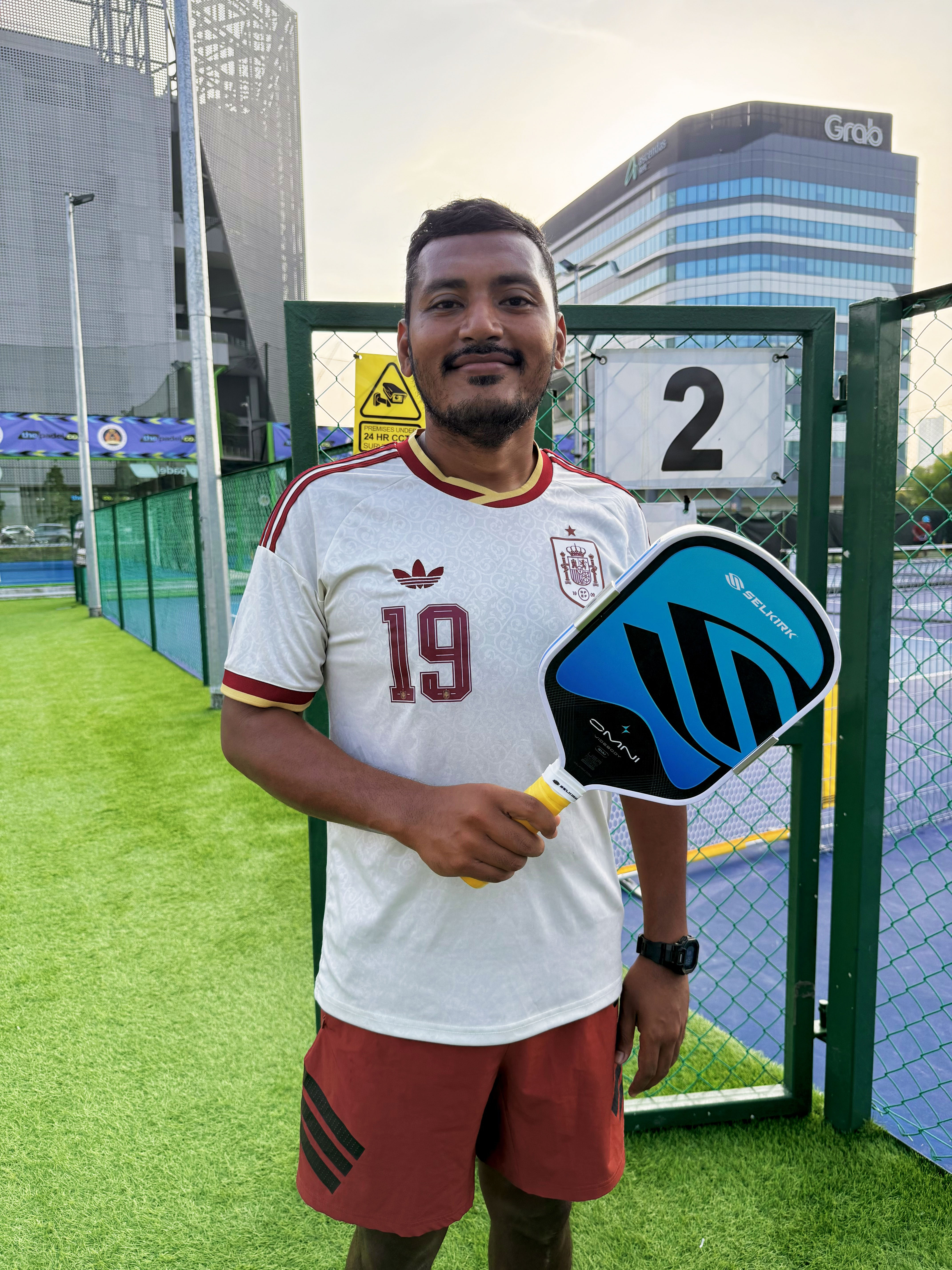 Shah, true Selkirk man, true sportsman (we witnessed it)