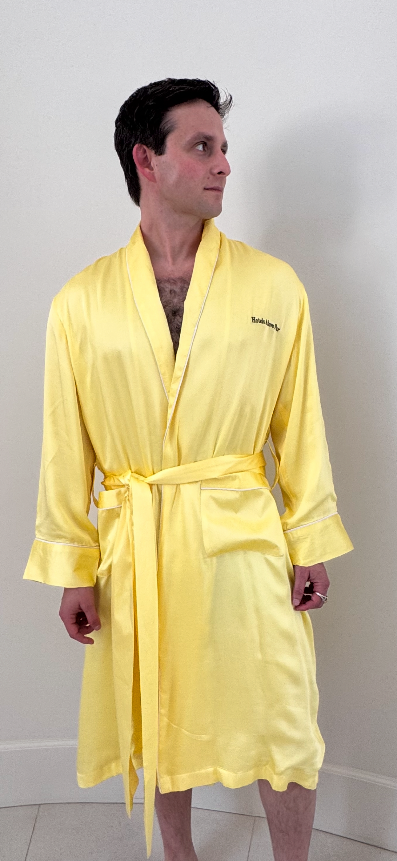 Yellow Hotels Above Par Founder robe