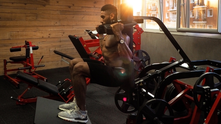 20 Must-Do Exercises to Blow Up Your Legs