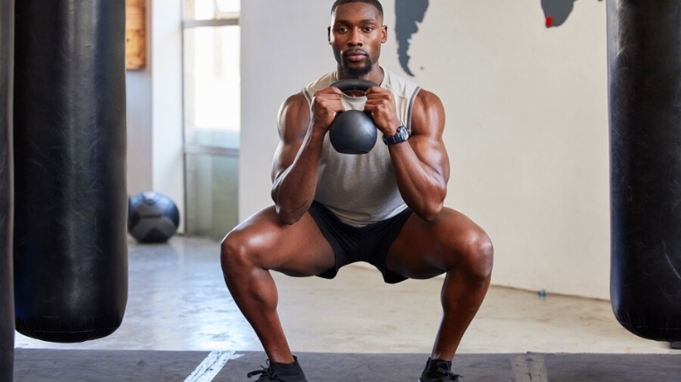 🏋️‍♂️ grow your biceps with these 6 moves 