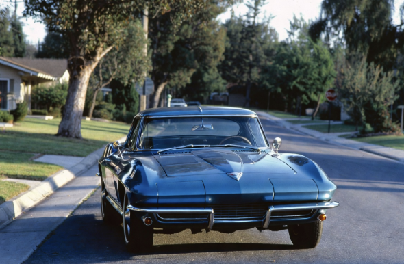 1963 Corvette Split-Window Coupe in Daytona Blue