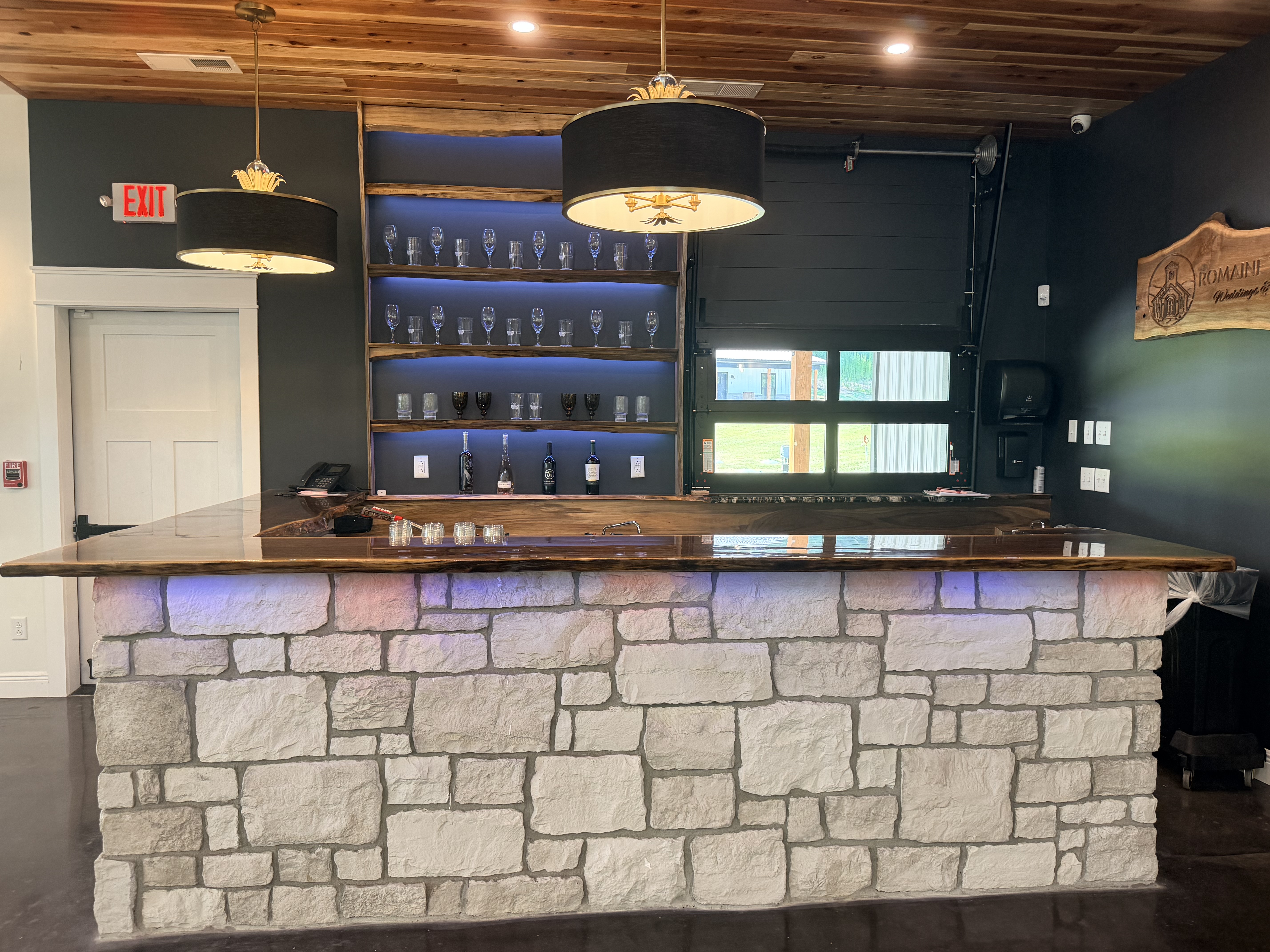 Bar at Romaine Valley