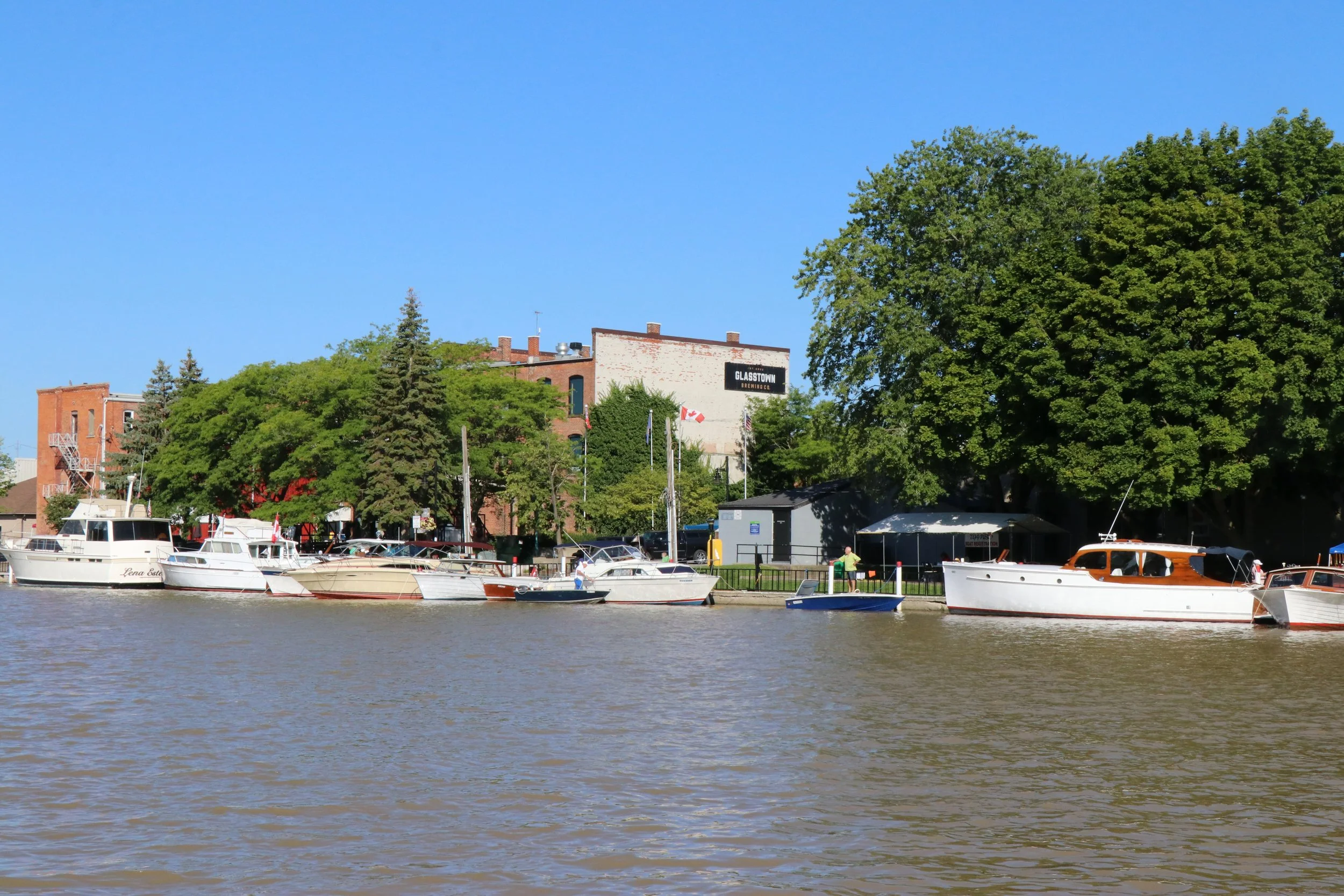 WAMBO — Wallaceburg Antique Motor and Boat Outing