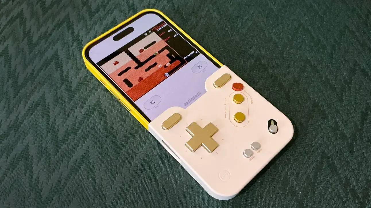 Turn iPhone into GameBoy