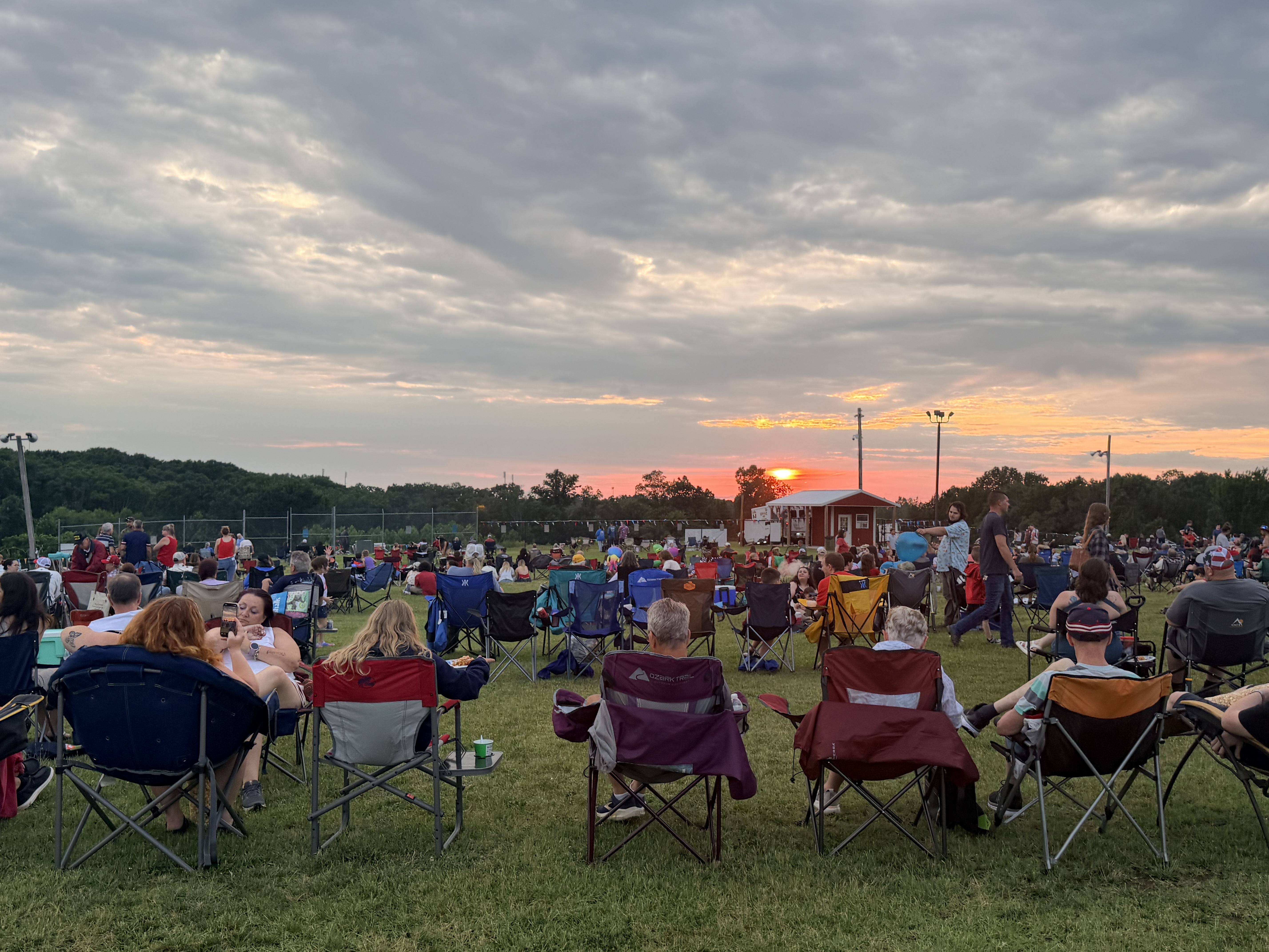 Crowd gathered for Hillsboro fireworks show at sunset