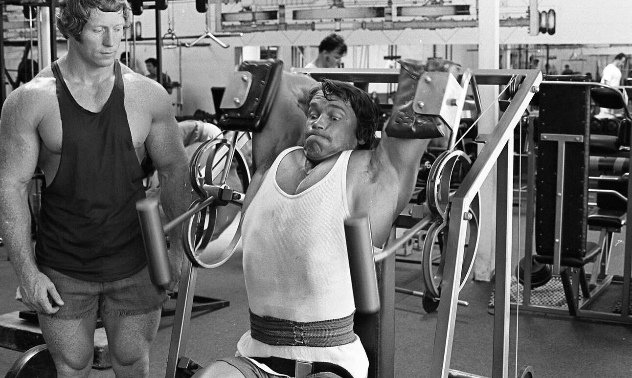 🏋️‍♂️ Schwarzenegger's favorite exercise should be one of yours, too 