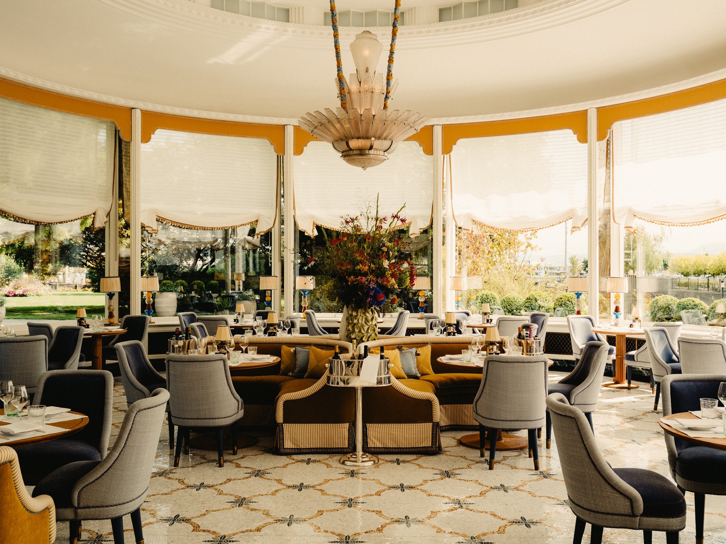 Bright pavilion dining room at Baur au Lac