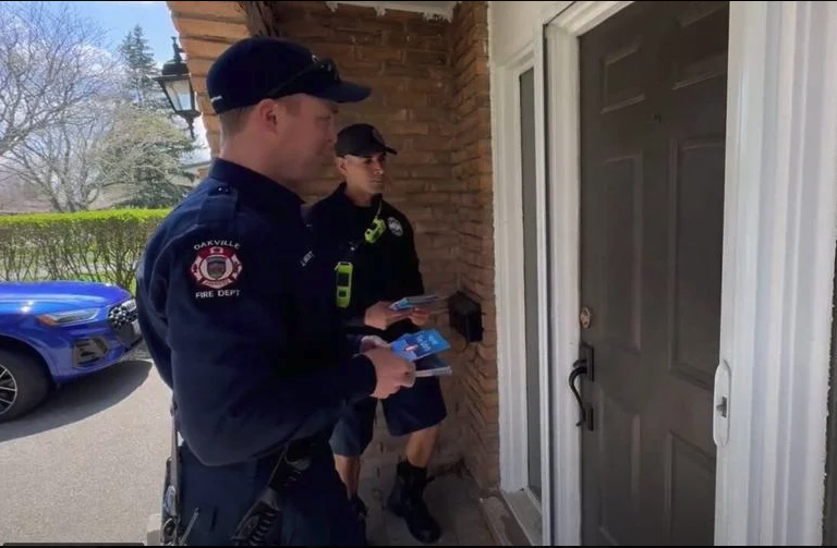 ⚓ Firefighters Go Door knocking in Oakville