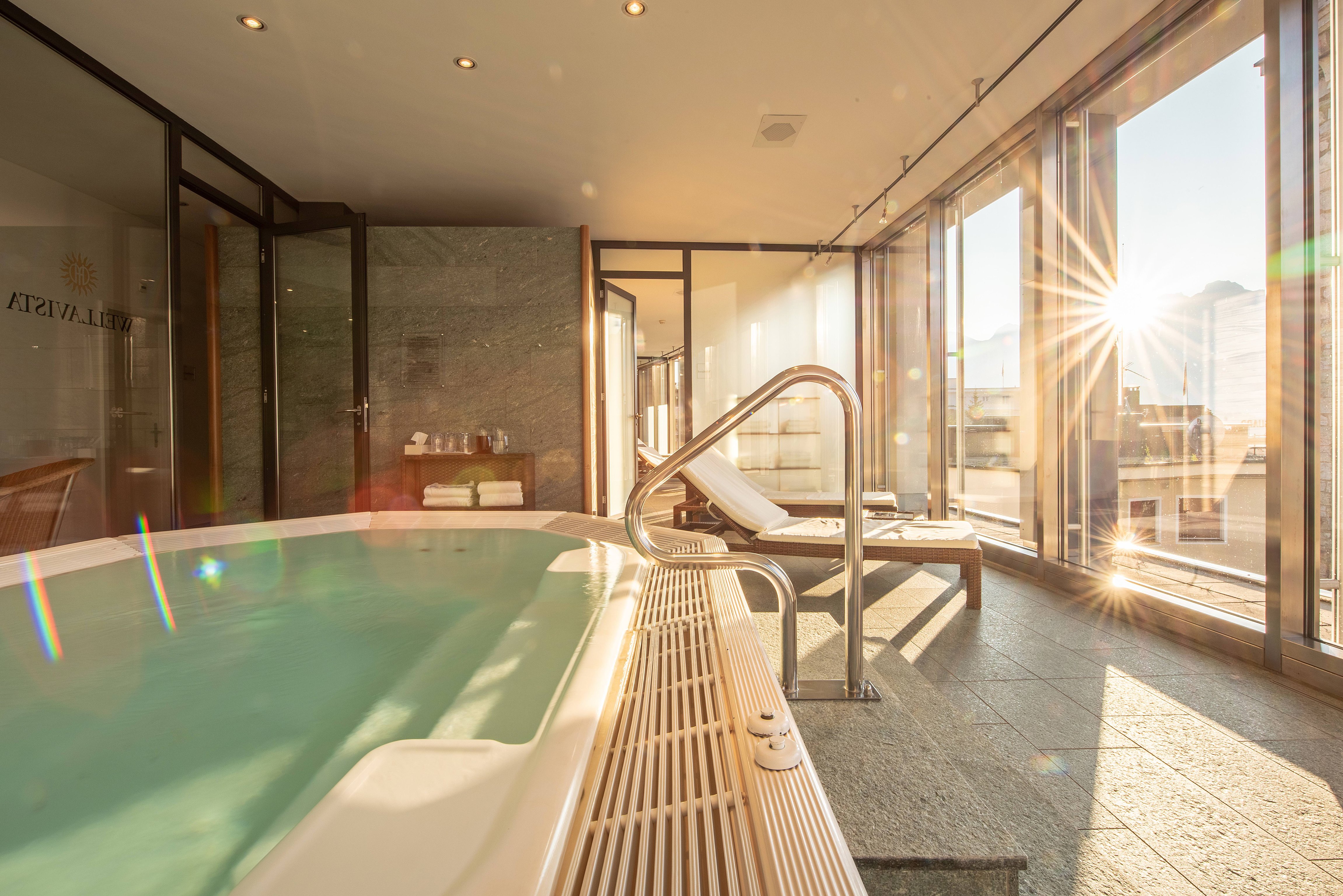 Rooftop whirlpool facing the mountains at Art Boutique Hotel Monopol