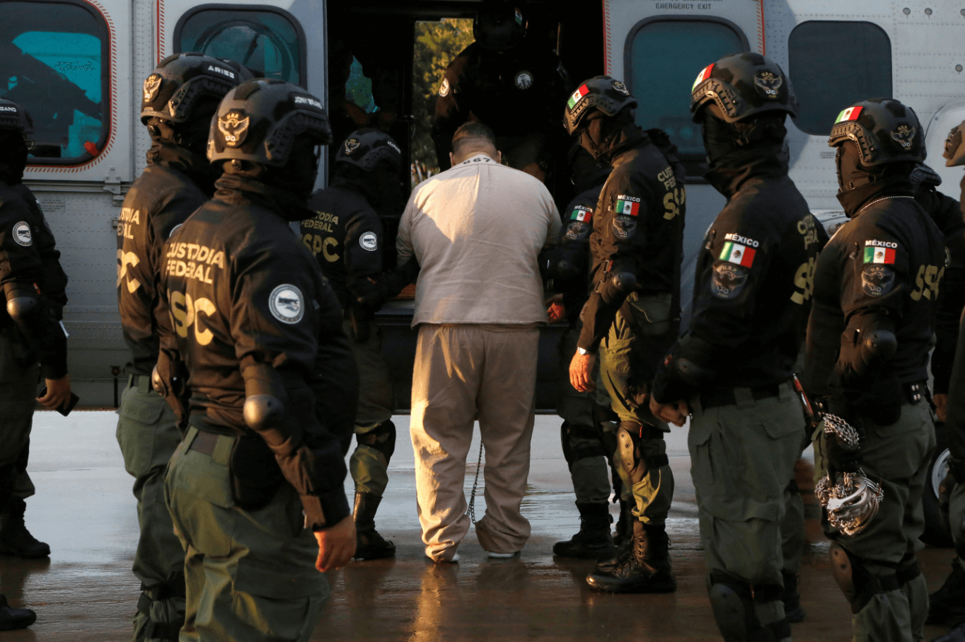 Mexican Authorities Fly Dozens of Cartel Fugitives to U.S. for Prosecution