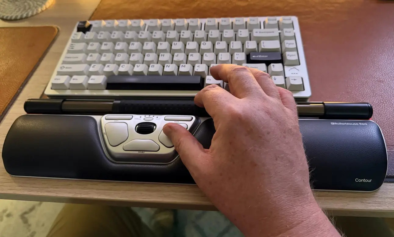 Roller Mouse Features Meet RSI-busting RollerMouse
