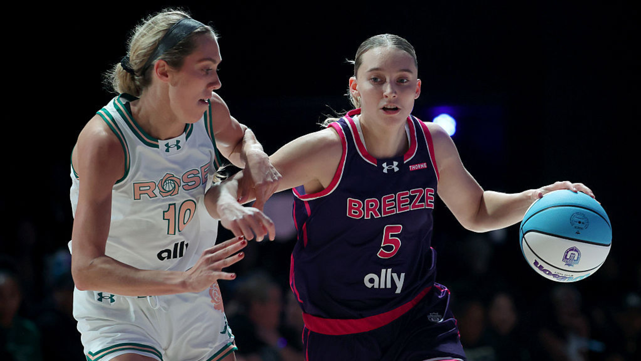 Paige Bueckers aces Unrivaled&rsquo;s $50K free throw challenge post thumbnail