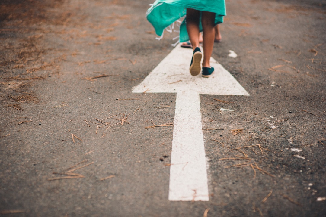 Balancing Resistance and Influence