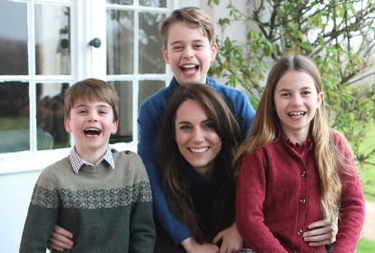 Kate Middleton's Photo Editing Controversy