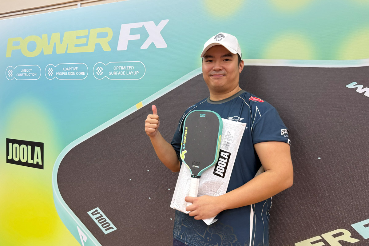 Wong Dai Le got it done and won the Joola FX. He was so happy he said he won't Carousell it. Yet.