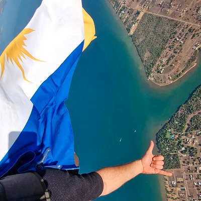 Yan Knewitz, piloto de parapente no Tocantins, entrevistado na Carta do Parceiro da Dose