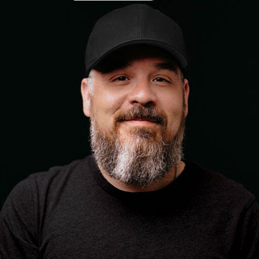 Head-shot of Software Engineer Jonas Smith