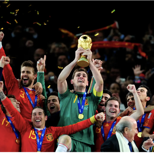 Portada de la edición #66 HUNDRED BICAMPEONES