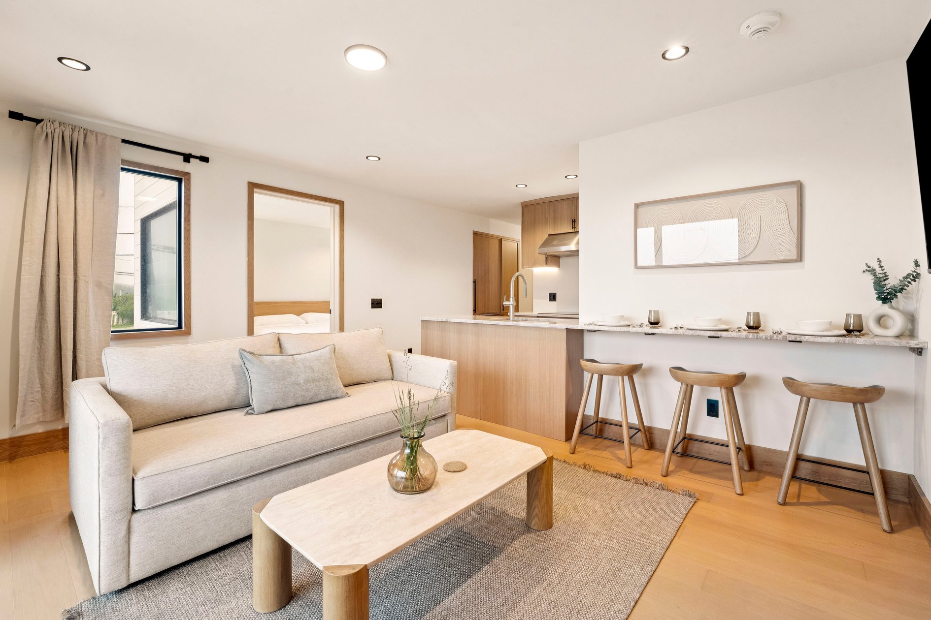Offshore Montauk suite living area with a compact kitchen