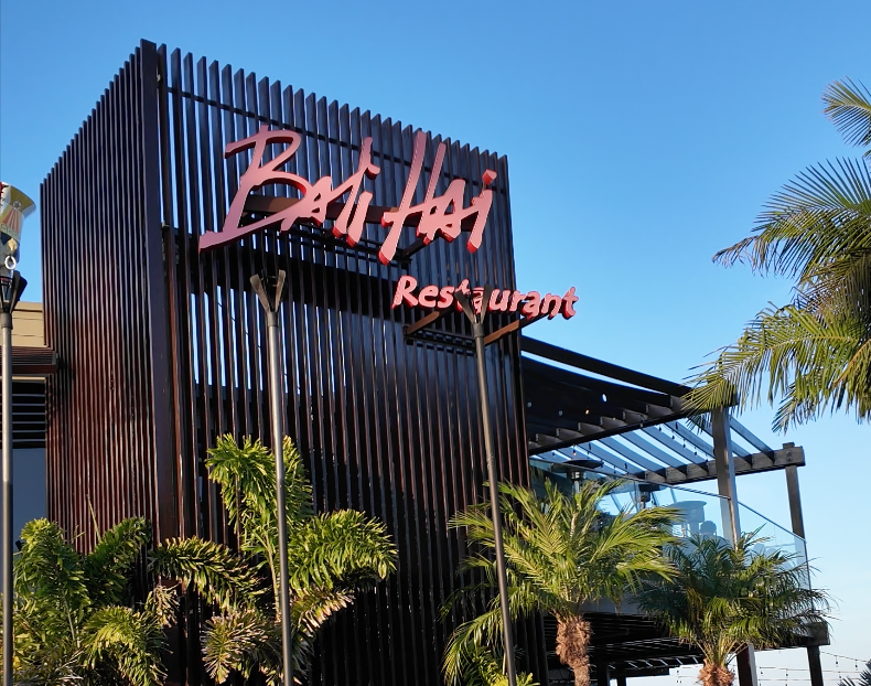 Bali Hai restaurant Shelter Island tiki