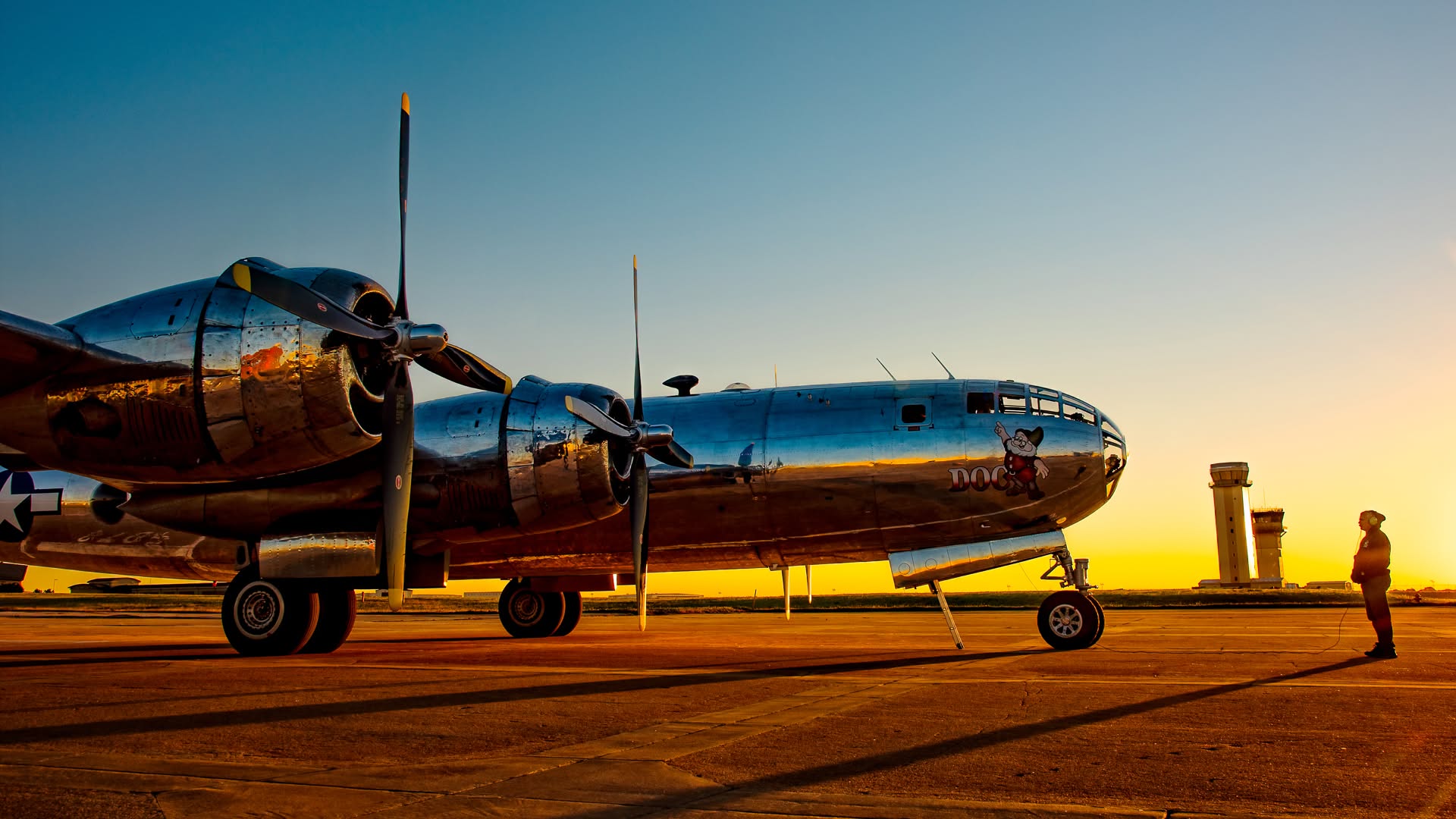 Warbird Weekend: B-29 “DOC” & P-51 “Gunfighter”