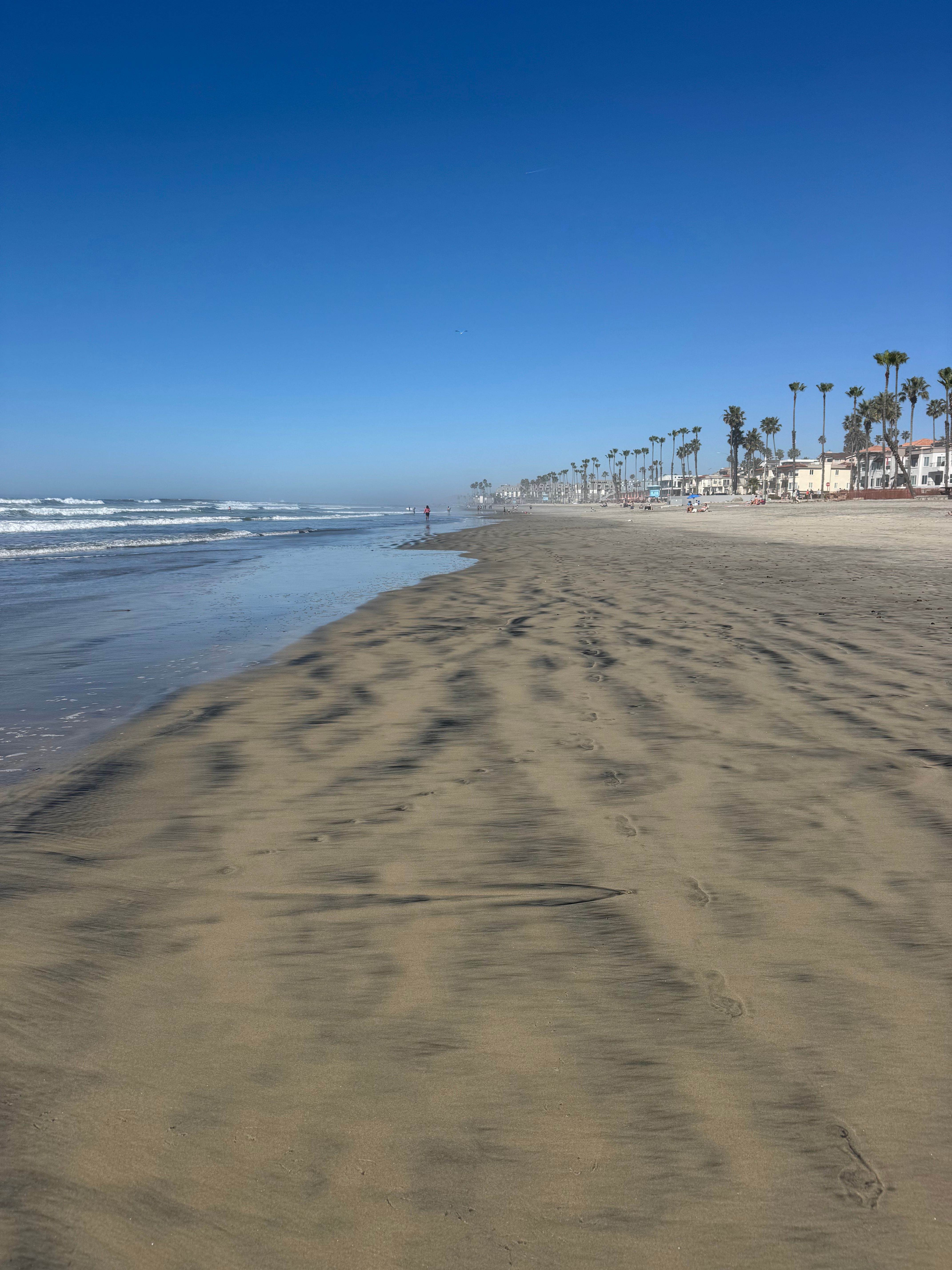 Pacific Beach San Diego boardwalk and Crystal Pier