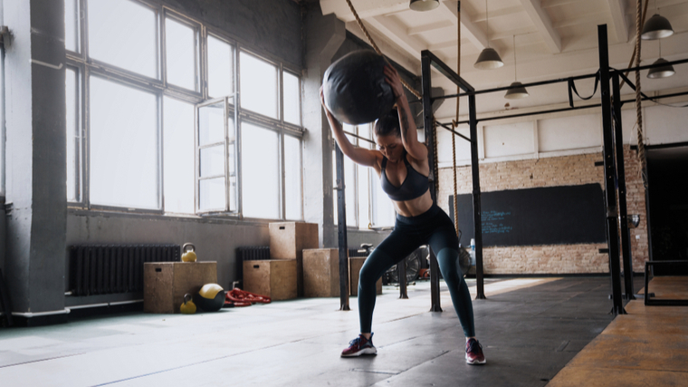 🏋️‍♂️ these 5 full-body dumbbell workouts are killers!