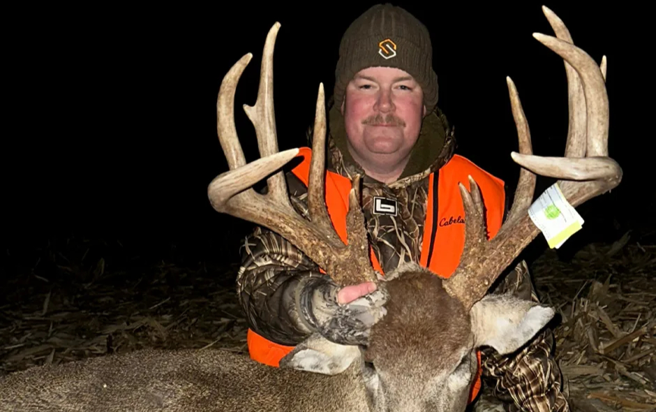 Tyler Woehlk Iowa muzzleloader buck